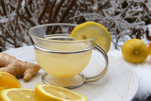 Cup with lemon